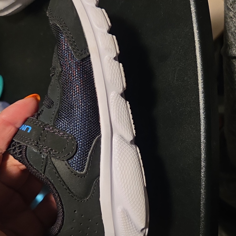 Under Armour Kids' Black and Blue Sneakers - Picture 7 of 8